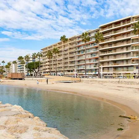 Air-conditioned With Sea View And At The Foot Of The Beaches Appartement Antibes